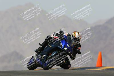 media/Apr-10-2022-SoCal Trackdays (Sun) [[f104b12566]]/Turn 9 (130pm)/